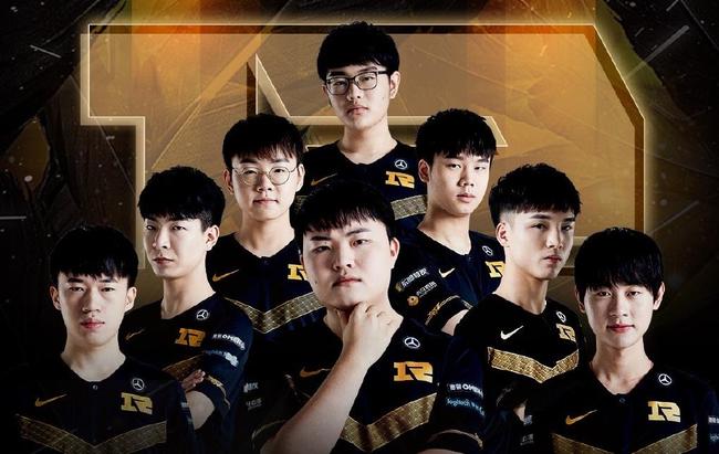 灵活机动的 灵活机动的