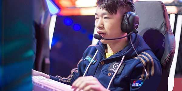 这位备受关 这位备受关