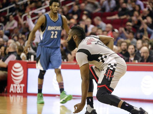 于火箭阵中 于火箭阵中