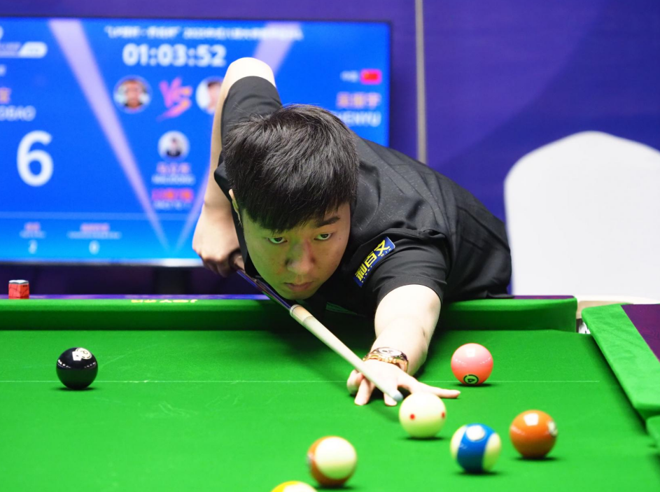 随着样本增 随着样本增