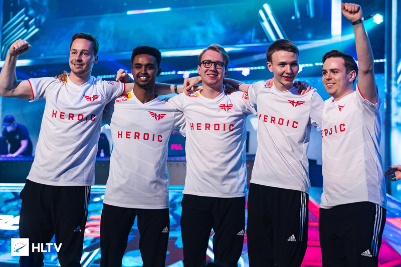 在落后阶段 在落后阶段