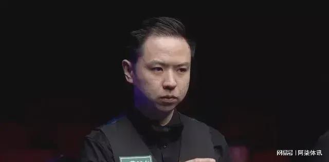 夹击射手